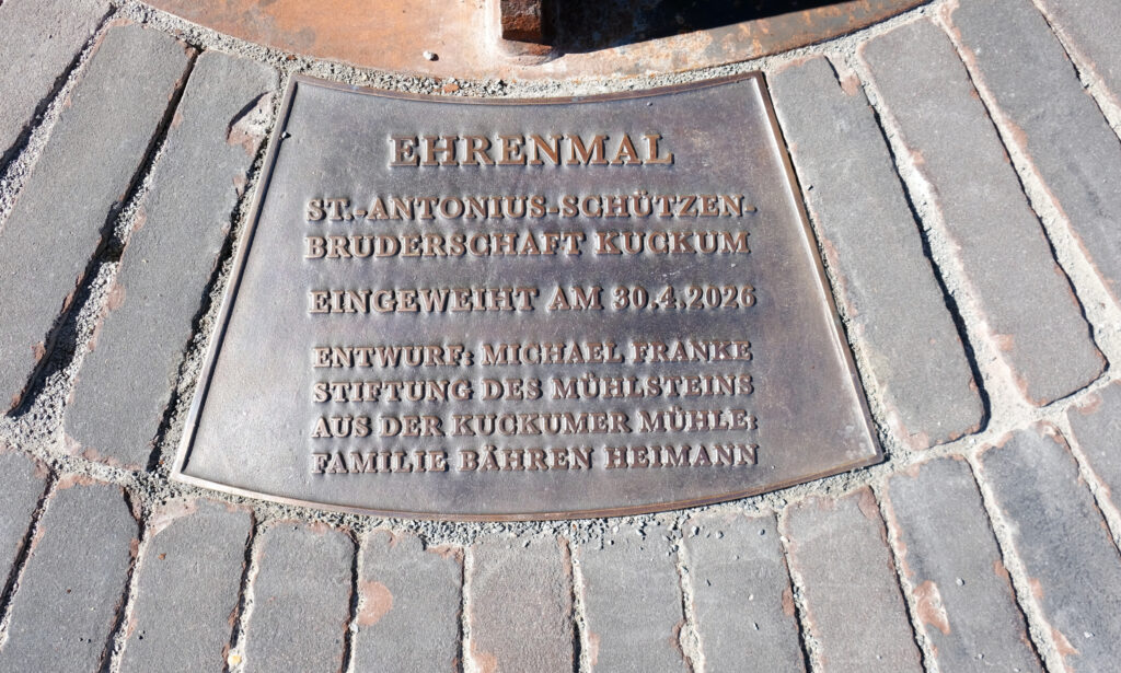 © Wolfgang Lothmann | Ehrenmal Kuckum 2026