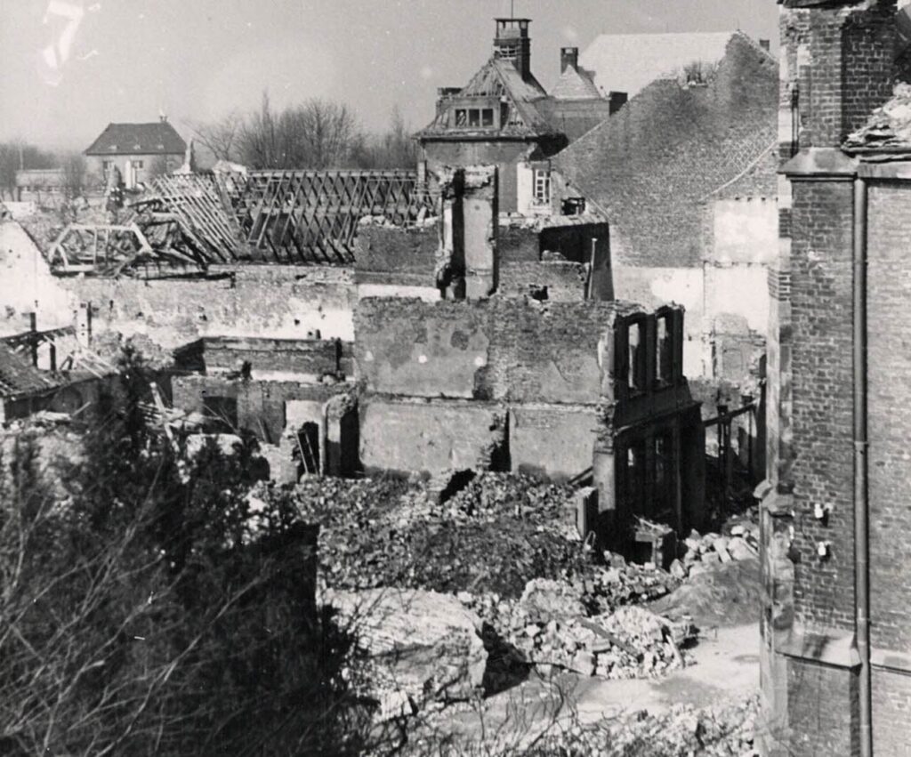 Blick vomKirchturm, Bürgermeisteramt_bis Schwimmbad_