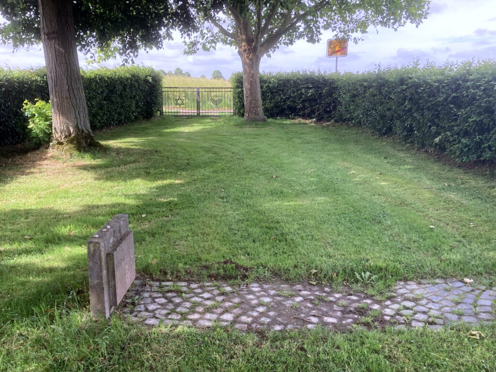 © Wolfgang Lothmann | jüdischer Friedhof Lentholt Südteil