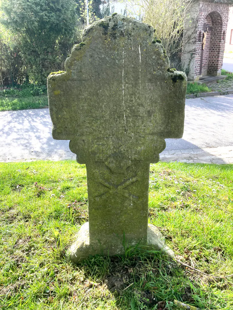 © Wolfgang Lothmann | linkes Kreuz hinten